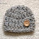 Crochet Baby Girl Chunky Detachable Flower Beanie..