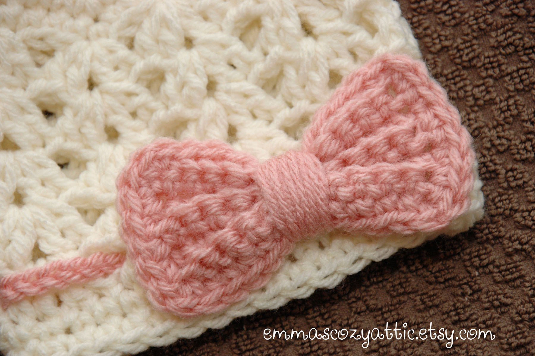 Newborn Baby Girl Bow Beanie In Cream And Soft Pink - Newborn Size on ...